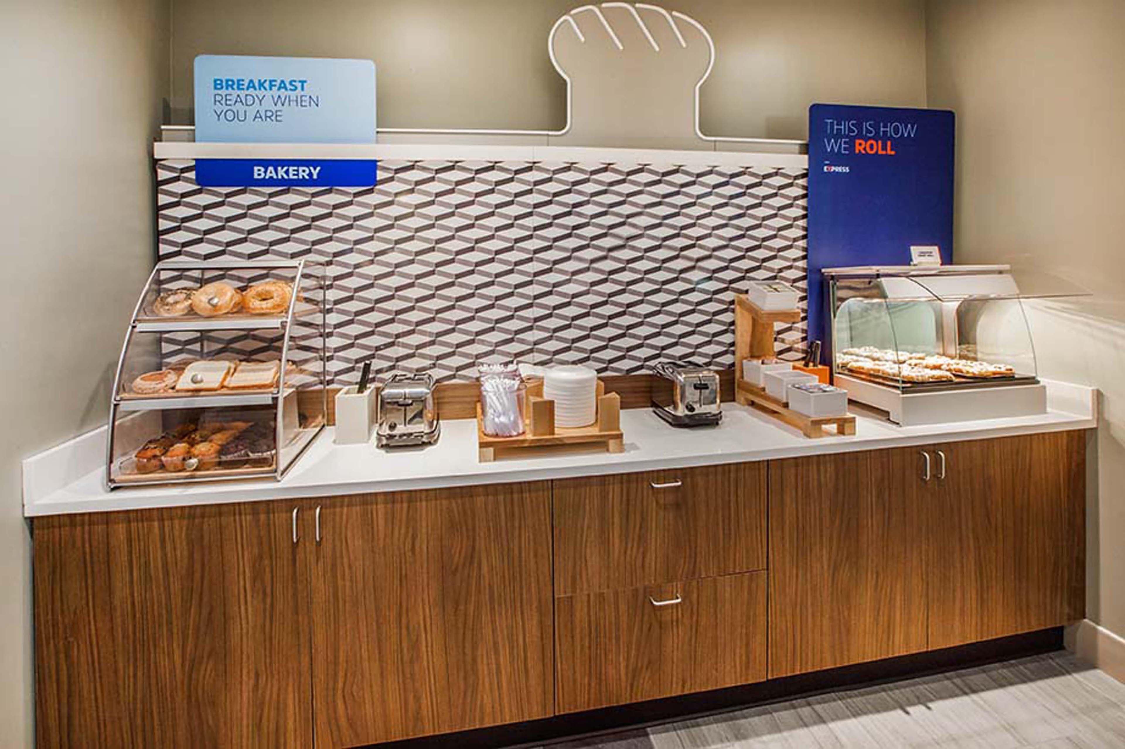 Holiday Inn Express Hotel & Suites-Magee, An Ihg Hotel Extérieur photo